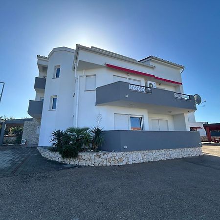 Apartment Karlo 诺瓦利娅 外观 照片